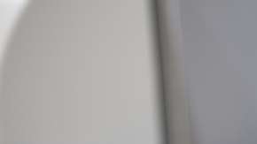 Los secadores de manos guardan miles de bacterias.