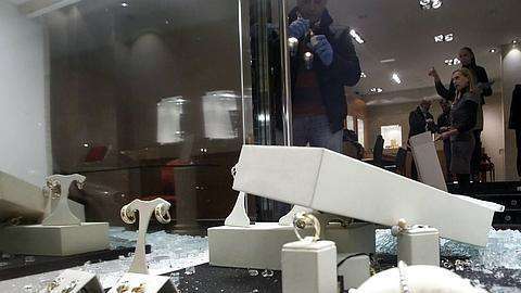 Robo en joyería de Punta del Este. /Agencia Reforma