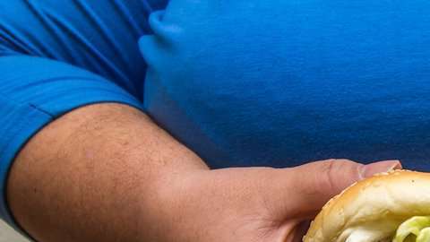 Los obesos le sienten menos gusto a la comida. Getty Images