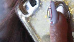 Luz de smartphones genera afectaciones oculares, advierte estudio.