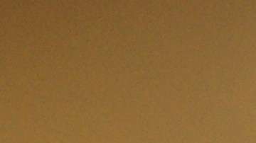 Conferencia de prensa con representantes del Barrio de La Misión y familiares y amigos de Jesús Adolfo Delgado Duarte. El profesor Frank Lara se dirige a los presentes. (Fernando A. Torres / La Opinión de la Bahía)