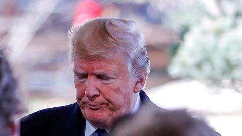 El presidente Donald J. Trump y su esposa, Melania, asisten al funeral del evangelista Billy Graham en Charlotte.