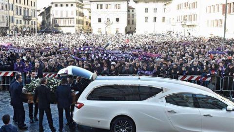 El cortejo funebre de David Astori. EFE