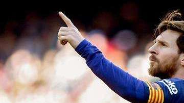 El delantero argentino del FC Barcelona, Lionel Messi, celebra su gol ante el Athletic de Bilbao. (Foto: EFE/ Alberto Estévez)