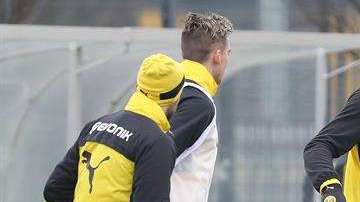 Usain Bolt realizó su primera práctica con el Borussia Dortmund