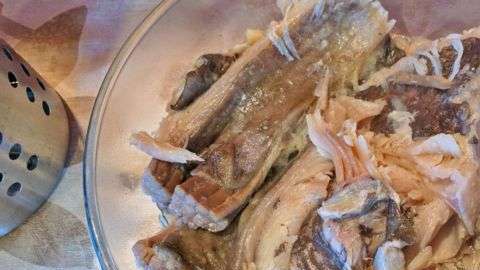 El skata, uno de los platos típicos islandeses, es conocido por su mal aspecto y aroma.