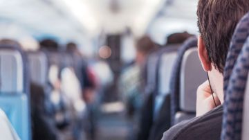 Unos investigadores analizaron cómo una persona enferma puede contagiar al resto de los pasajeros.