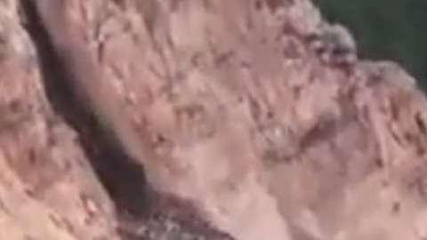 Se registraron derrumbes en montaña de Perú