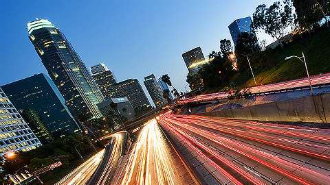 El tránsito es pesado, pero manejable.