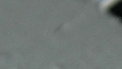 El empleado de la gasolinera mostró una actitud honesta.