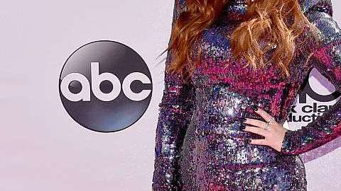 Meghan Trainor luce espectacular.