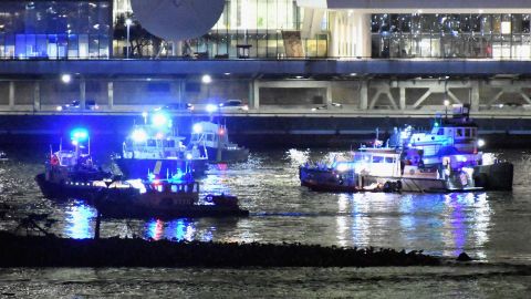 Sólo el piloto logró salir vivo del helicóptero.