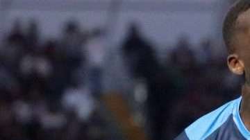 El peruano Luis Advíncula de los Lobos BUAP de la Liga MX. (Foto: Imago7/Mireya Novo)