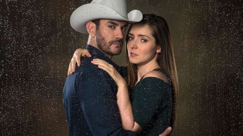 David Zepeda y Ariadne Diaz protagonizan "La doble vida de Estela Carrillo"