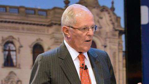 Kuczynski renunció antes de ser destituido.