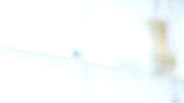 La activista indocumentada Lisbeth Mateo posa para en las oficinas de su recien abierto bufete de abogados en Los Ángeles, California.