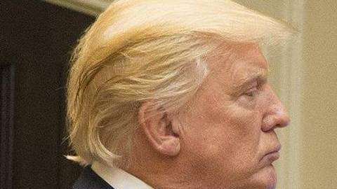 El presidente Trump había condicionado el arancel a México y Canadá.