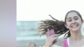 Joven muere, es incinerada, pero su madre pierde las cenizas y recurre a Facebook para encontrarlas.