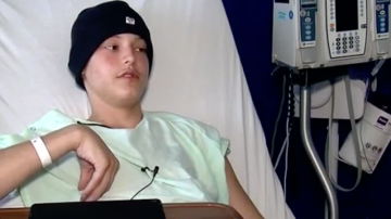 Un adolescente va al médico por un resfriado y descubren que tiene cáncer.