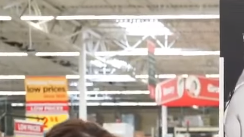 Lanzamiento de la nueva bolsa de compras que cuenta con la imagen de la fallecida intérprete.