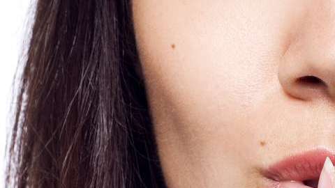 No es lo mismo mentir, que editar el relato o recortar la verdad.