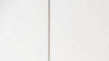 Cansancio y cambio en la pigmentación de ojos y piel son síntomas de anemia.