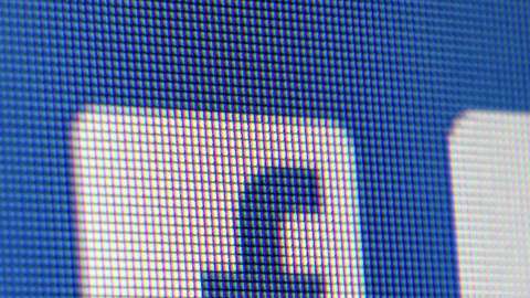 El autocomplemento del buscador arrojaba cosas indeseables.