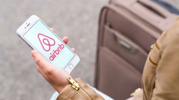 Airbnb ampliará el catálogo de ofertas para sus usuarios.