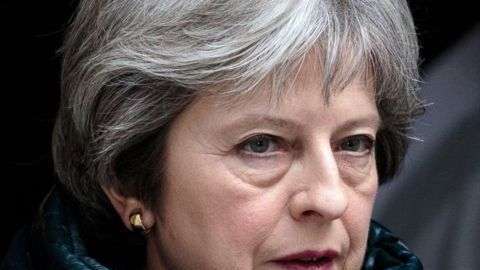 La primera ministra de Reino Unido, Theresa May, anunció la suspensión de todos los contactos bilaterales de alto nivel planeados entre Rusia y Reino Unido.