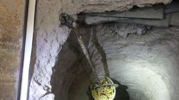 ICE ha detectado túneles, como el de la imagen en 2015, en San Diego.