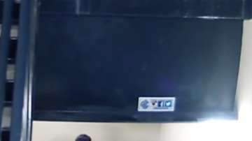 El beisbolista venezolano Danry Vásquez fue captado golpeando a su novia