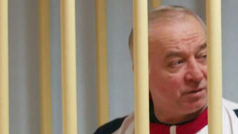 El personal del Hospital del Distrito de Salisbury dijo que Skripal está respondiendo bien al tratamiento.