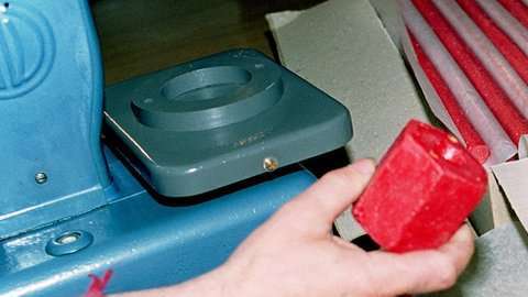 La consigna: debía ser creado a partir de recursos domésticos baratos. AFP