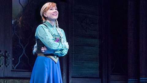 La actriz estadounidense Patti Murin interpreta a Anna en el musical de Broadway de "Frozen".
