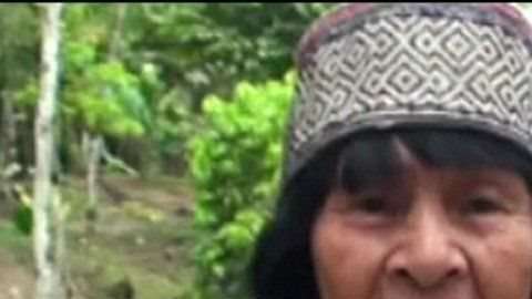 Según testigos, unos hombres que iban en una moto dispararon contra la sabia Olivia Arévalo.