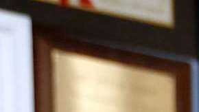 El abogado Peter Schey, architecto del caso Flores que protege a cientos de miles de niños centroamericanos, exigiendo un mínimo de trato humanitario  (Photo Aurelia Ventura/ La Opinion)