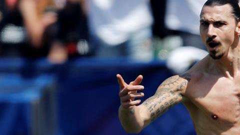 Zlatan Ibrahimovic también hizo un golazo de larga distancia con LA Galaxy, el fin de semana