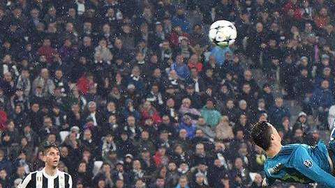 Cristiano Ronaldo se luce con espectacular chilena ante la Juventus en la Champions League