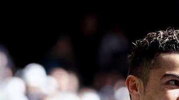 El delantero portugués del Real Madrid, Cristiano Ronaldo celebra su gol contra el Atlético de Madrid. (Foto: EFE/Mariscal)