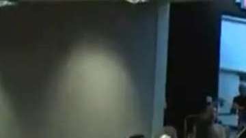 Partidarios y contrincantes de revocar la ley SB54 se reunieron el miércoles en el Ayuntameinto.