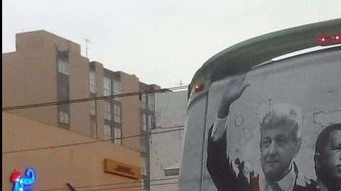 Propaganda en el transporte público de la Ciudad de México.