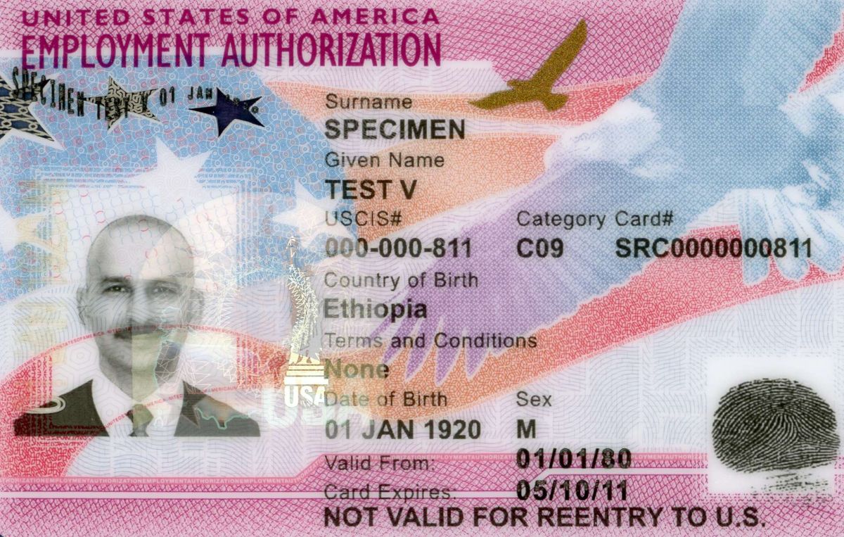USCIS implementa nueva forma de envío de “green card”, permiso de