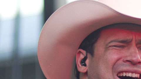 Bobby Pulido sufrió una tremenda caída.