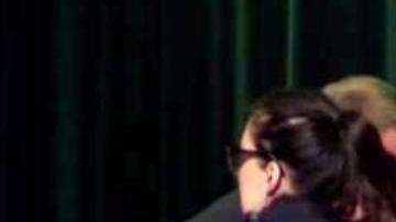 Lee Whitnum ha sido criticada por su propio partido