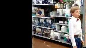 "Walmart Kid" ha cautivado a todos los usuarios de Twitter con su talento.