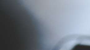 l gobernador J.B. Pritzker anunció que se dispondrá de $300 millones a través del programa "Help Illinois Families" para que familias de Illinois que califiquen puedan recibir asistencia para pagar sus facturas de gas natural, propano y electricidad. Foto captura de la web Illinois Department of Commerce and Economic Opportunity