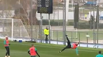 Cristiano Ronaldo se despachó con otro gol de chilena, ahora durante la práctica