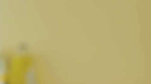 En 'Sicario: Day of the Soldado', de próximo estreno, Del Toro encarna a un hombre sumido en la guerra de narcotráfico de la frontera.