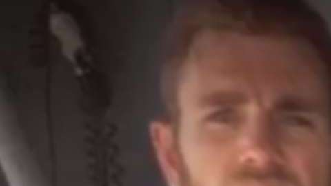 Drew Hogan escribió el libro "Hunting El Chapo" ("Cazando a El Chapo").