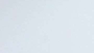 La actriz Allison Mack 
 se dio a conocer gracias a la serie "Smallville".